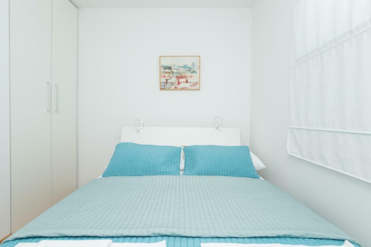 Alpeza Apartments Bol Værelse billede